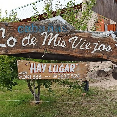 "Lo De Mis Viejos" Villa โปเตรริโญส ภายนอก รูปภาพ