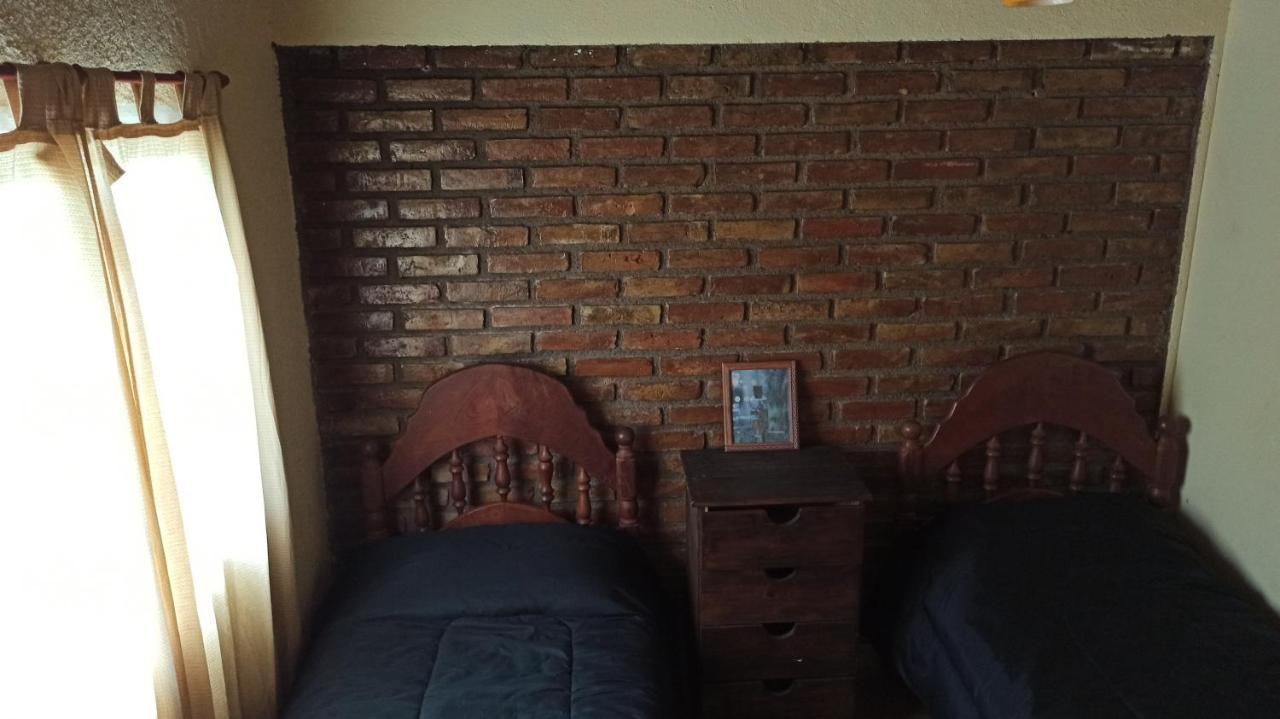 "Lo De Mis Viejos" Villa โปเตรริโญส ภายนอก รูปภาพ