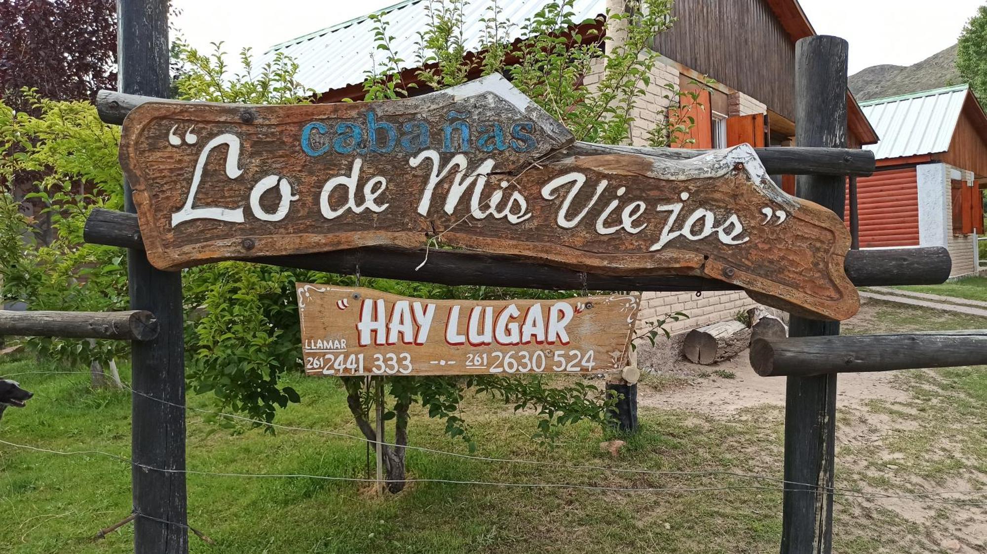 "Lo De Mis Viejos" Villa โปเตรริโญส ภายนอก รูปภาพ